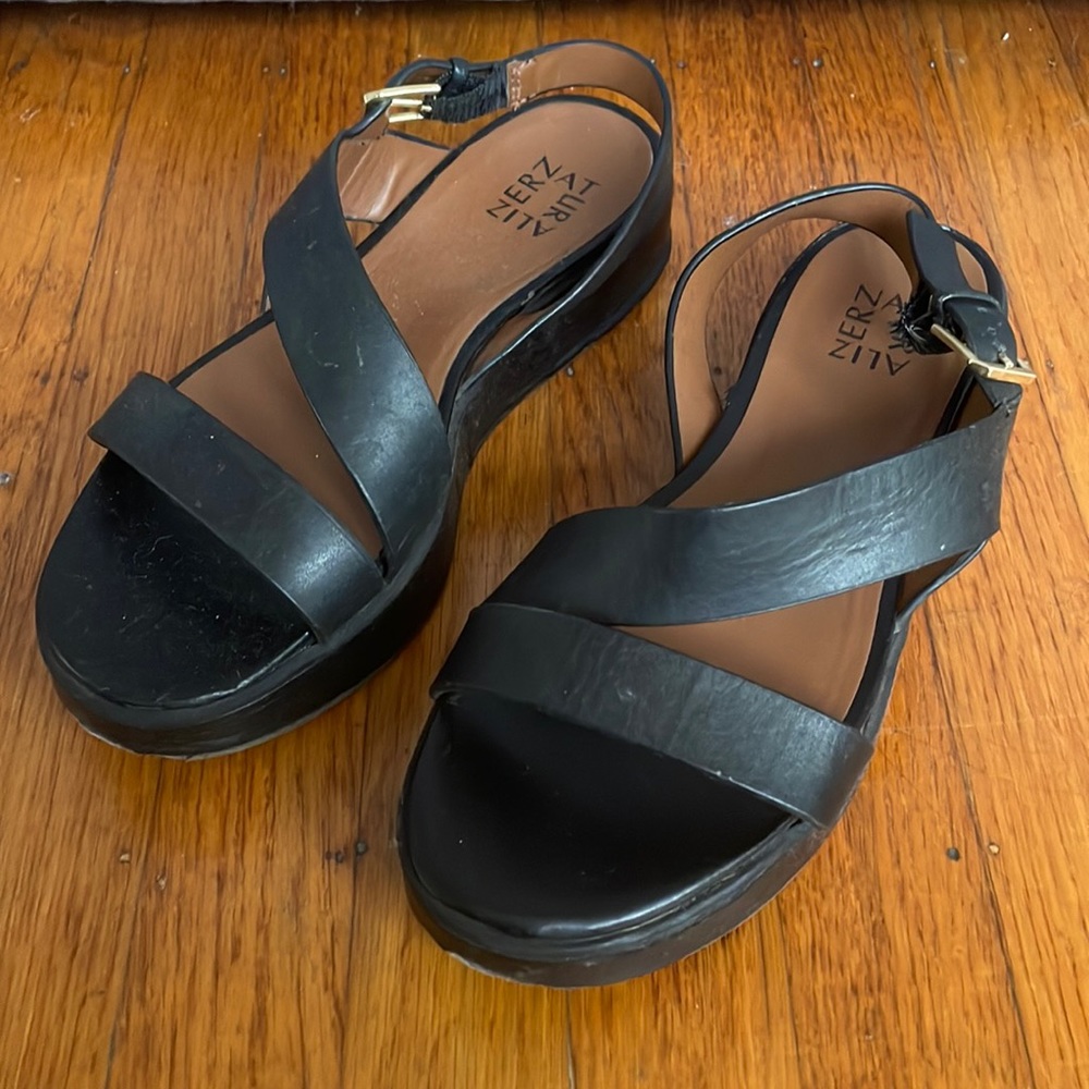 Naturalizer Size 8.5 Platform Sandals